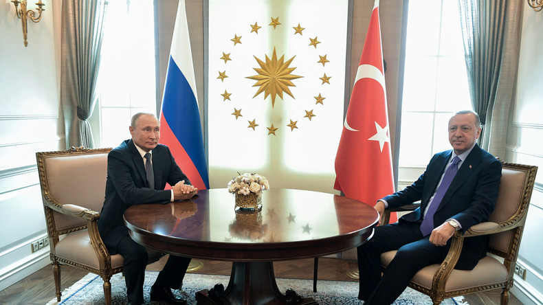 Russland und Türkei vereinbaren Zahlungsausgleich in nationalen Währungen