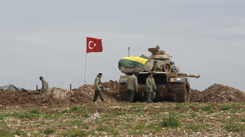 Live von der türkisch-syrischen Grenze nach Bekanntgabe der türkischen Invasion