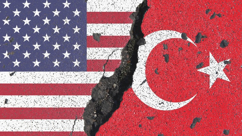 Allein unter NATO-Partnern: Türkei isoliert sich mit Offensive in Syrien (Video)