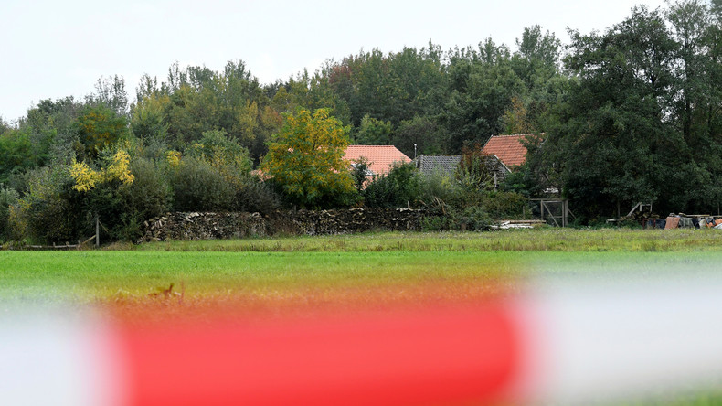 Warten auf die Endzeit? – Komplett isolierte Familie auf niederländischem Bauernhof entdeckt (Video)