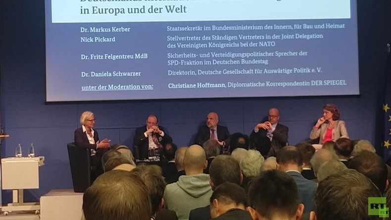 Deutschland in der neuen Weltordnung: Außenpolitische Elite debattiert zukünftigen Weg