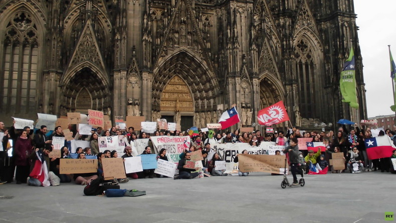 Solidaritätskundgebung für Chile vor Kölner Dom