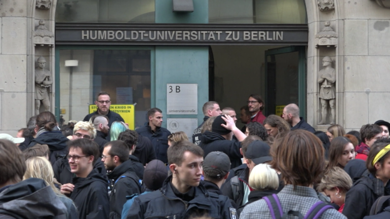 Berlin: Protestler besetzen Hörsäle der Humboldt-Universität wegen türkischer Operation in Syrien
