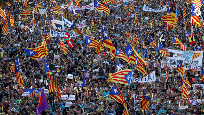 Live: Barcelona – Demo zur Unterstützung inhaftierter katalanischer Anführer