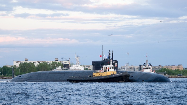 Ziel 5.000 Kilometer weit: Russisches U-Boot feuert erstmals Interkontinentalrakete unter Wasser ab