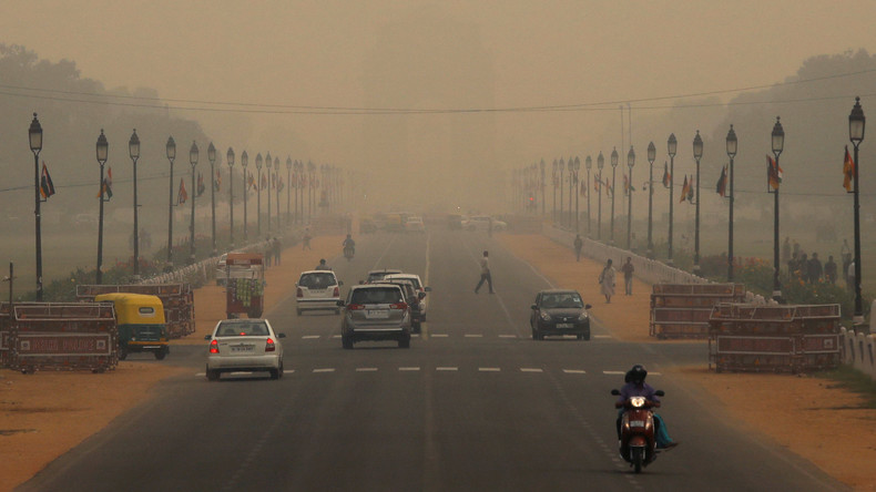 Indien: Fahrverbote wegen dramatischer Luftverschmutzung in Delhi (Video)