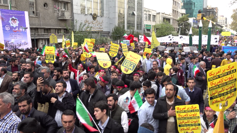 Iran: Massenprotest bringt Hass und Ablehnung gegen US-Politik und US-Machtgehabe auf die Straßen