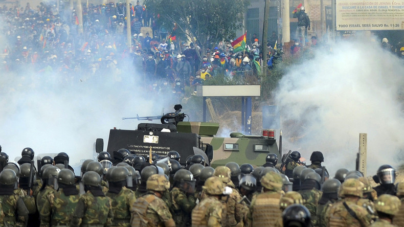 Bolivien: Polizei und Militär stoppen Demo gegen Übergangsregierung – Fünf Tote