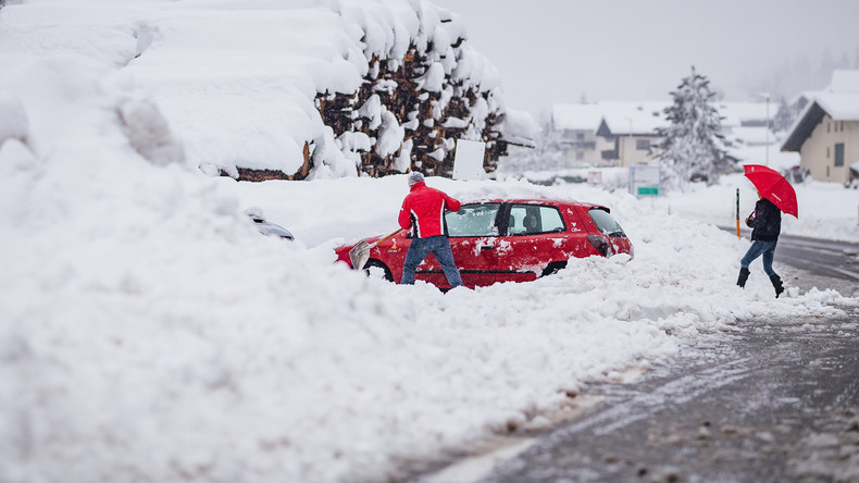 Wetterchaos in Österreich: Schnee und Regen verursachen erhebliche Probleme