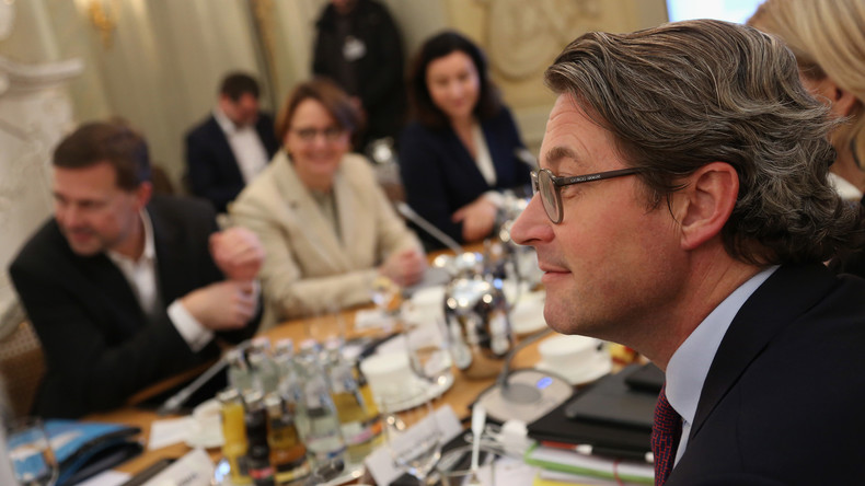 Bundestagsabgeordnete stellen Strafanzeige gegen "Maut-Amigo" Scheuer