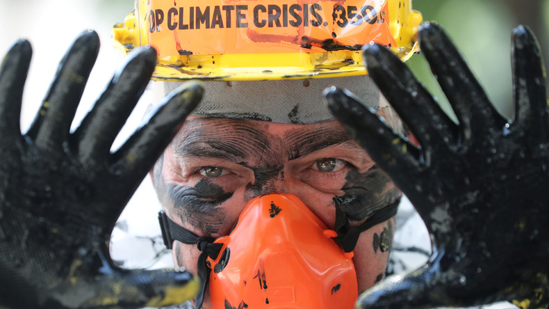 Interview: Jens Wernicke über das Buch "Die Öko-Katastrophe" und die Rolle der Eliten