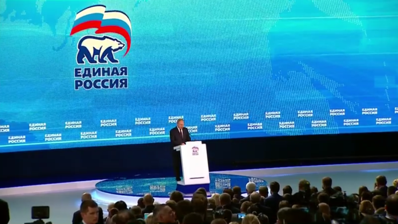 "Quälen und belästigen" – Putin forderte Partei auf, Lösungen von lokalen Beamten zu fordern