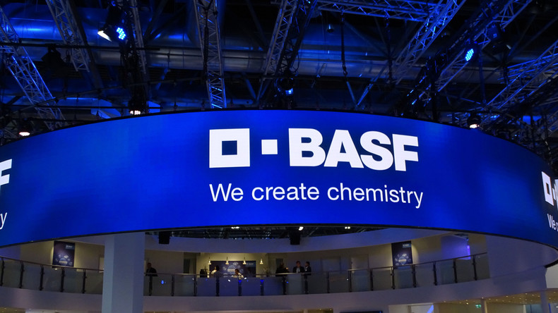 "Mega-Investment": BASF startet milliardenschweres Petrochemieprojekt in China