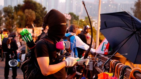 Hongkong: Mob prügelt Reinigungsarbeiter hirntot