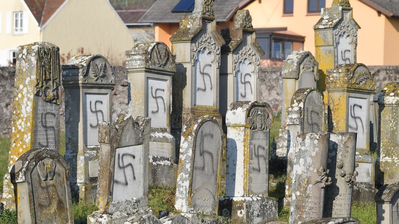 Elsass: Mehr als 100 jüdische Gräber geschändet