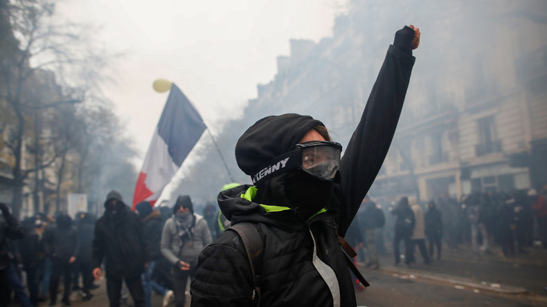 Frankreich: Landesweiter Streik und Zusammenstöße mit der Polizei