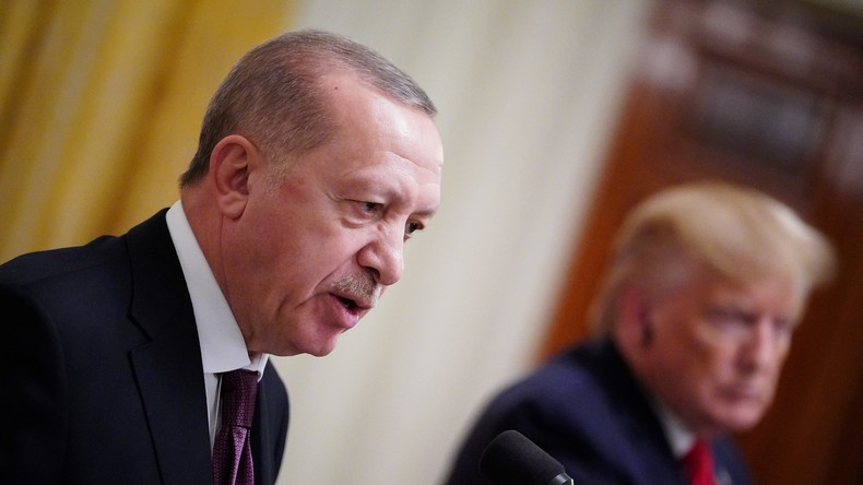 Erdoğan gräbt Kriegsbeil aus: Türkei droht mit Anerkennung des Völkermords an Ureinwohnern der USA