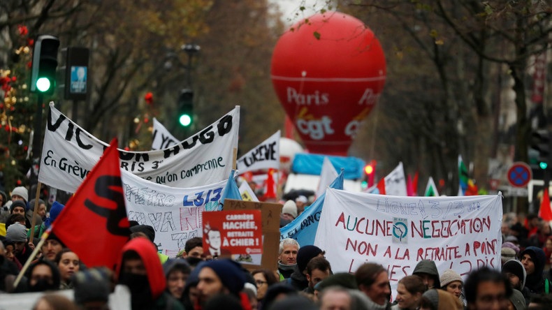 LIVE: Französische Gewerkschaften erneut im Generalstreik gegen Macrons Rentenreform