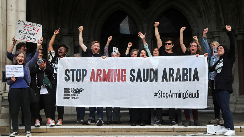 Papier ist geduldig: Britische Rüstungsexporte an Saudi-Arabien steigen trotz Abkommen (Video)