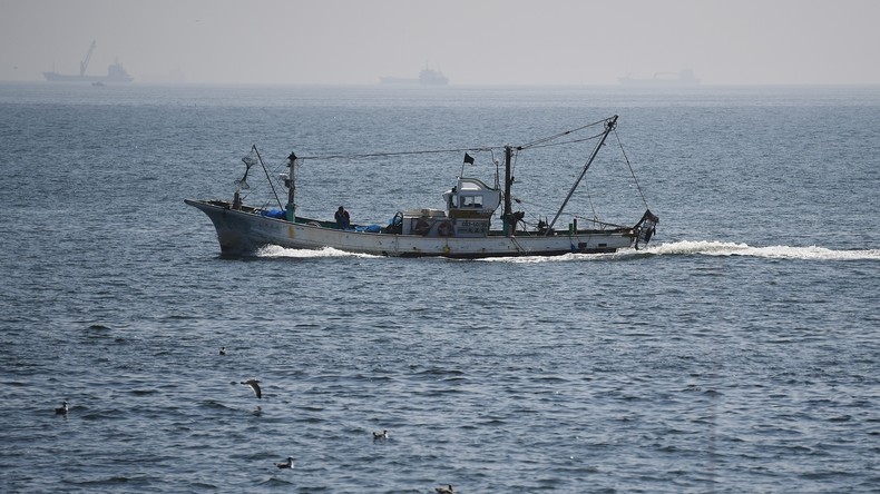 Geisterschiff mit mehreren kopflosen Leichen an japanischer Küste angespült