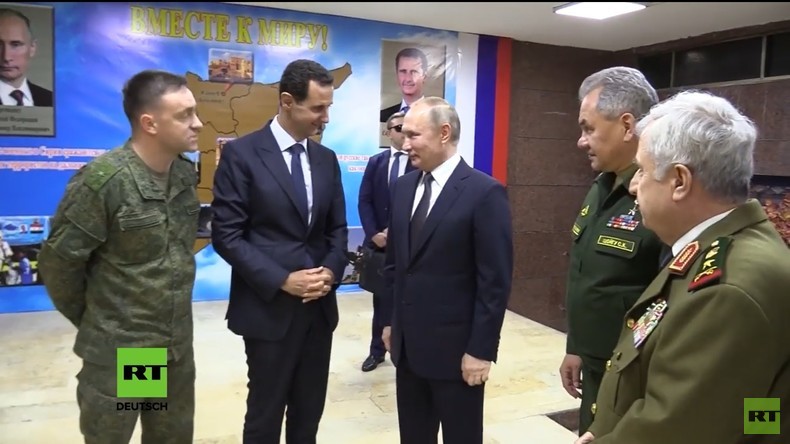 Putin trifft Assad bei Überraschungsbesuch in Syrien (Video)