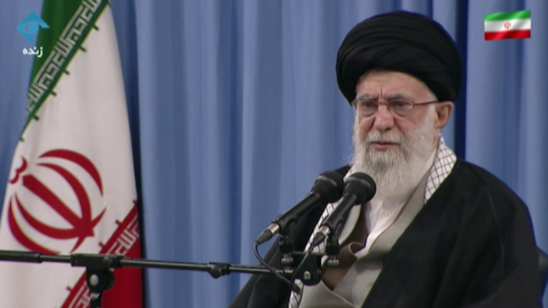 Chamenei: "Haben ihnen eine Ohrfeige verpasst" – US-Armee muss ganz aus der Region verschwinden