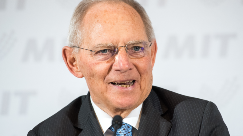 Wolfgang Schäuble: Zu hohe Sozialleistungen machen unglücklich