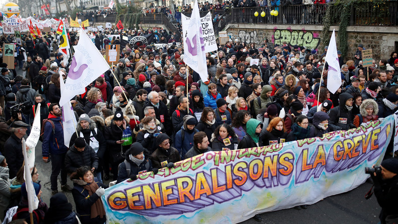 LIVE: Paris – Erneute Proteste und Streik gegen Macrons Rentenreformpläne