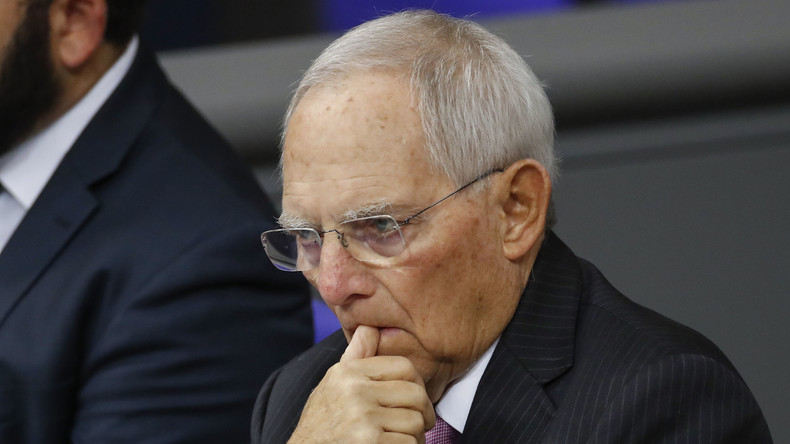 Wolfgang Schäuble: Lehre aus Auschwitz besteht nicht im "militärischen Wegducken"