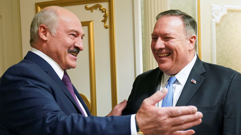 Pompeo in Minsk: Beziehungen zu Lukaschenko verbessern und ihm im Ölstreit mit Russland aushelfen