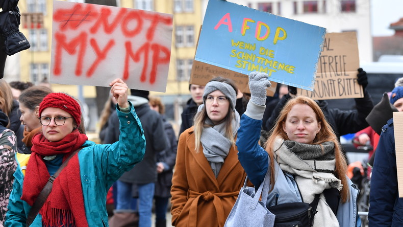 LIVE: Protest in Erfurt gegen den "Tabubruch" bei der Wahl des Ministerpräsidenten Thüringens