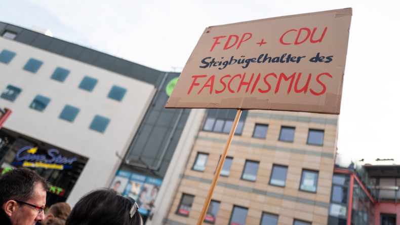 Nach Ministerpräsidentenwahl in Thüringen: Bundesweite Übergriffe auf FDP