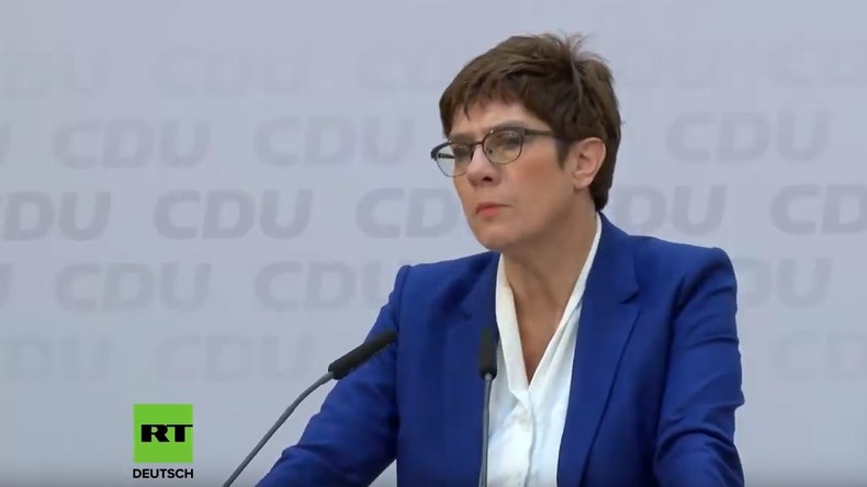 Pressekonferenz von Annegret Kramp-Karrenbauer nach erklärtem Rückzug von Kanzlerkandidatur