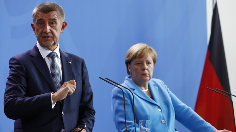 "70 Prozent Corona-Infizierte": Tschechischer Premier wirft Kanzlerin Merkel Panikmache vor