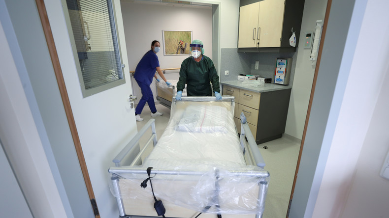 Profit vor Menschenleben: Zwei Klinikkonzerne bauen trotz Corona-Pandemie Personal ab