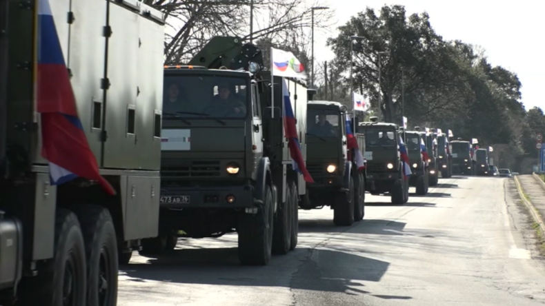 Italien: Russischer Hilfskonvoi erreicht Bergamo, wo Corona-Epidemie am schwersten wütet