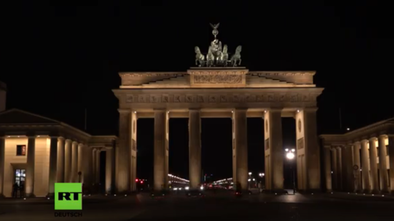 LIVE: "Earth Hour" in Berlin – Am Brandenburger Tor gehen die Lichter aus
