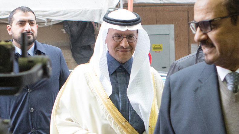 OPEC+-Treffen zu Ölfördermengen aufgeschoben – Ölpreis fällt um 6 Prozent