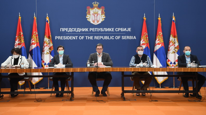 Der brillante Seiltänzer Vučić und die verschobenen Parlamentswahlen in Serbien
