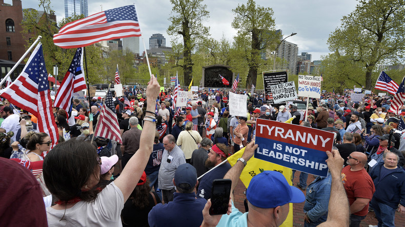 "Das ist Tyrannei!": Proteste gegen Lockdown in Boston