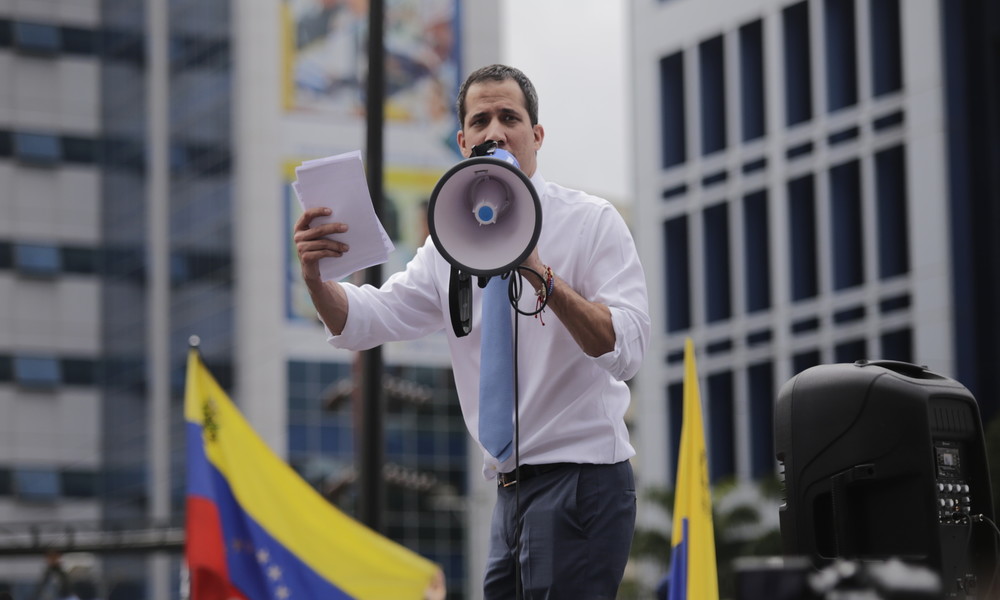 Indizien verdichten sich: Juan Guaidó offenbar direkt an Überfall auf Venezuela beteiligt (Video)