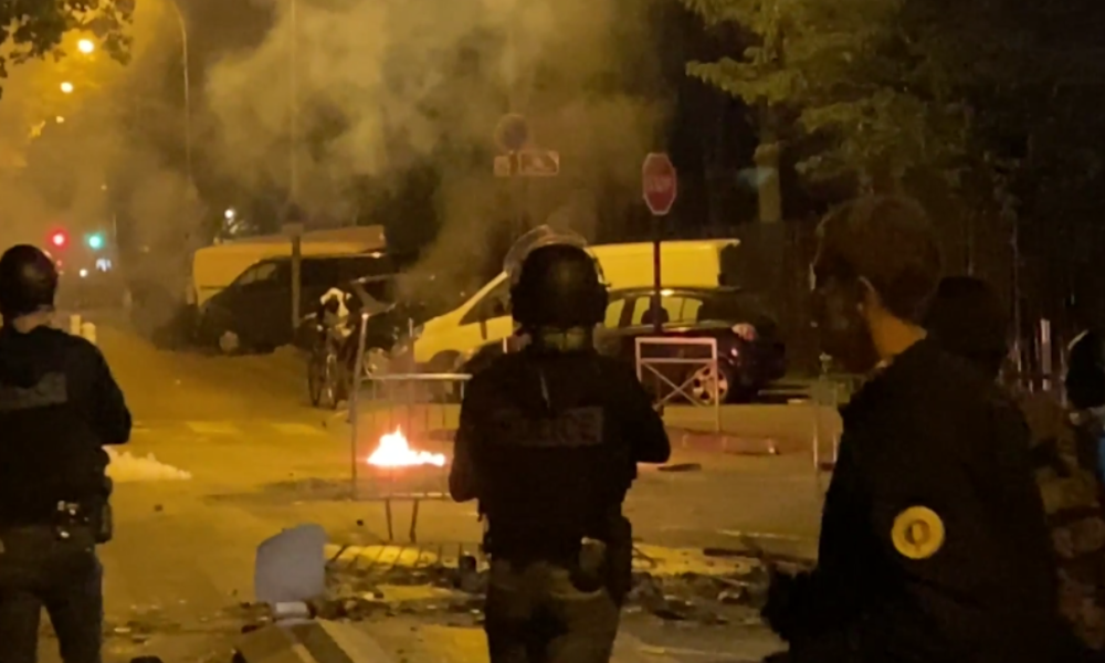 Pariser Problemviertel: Wieder brennende Autos, Randale und Straßenschlachten mit der Polizei