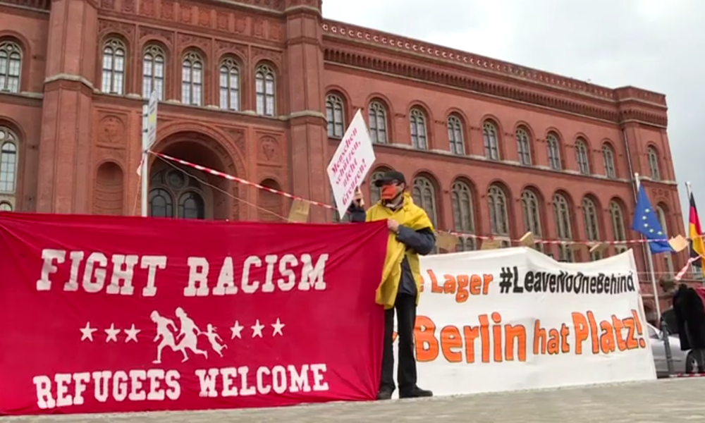 Berlin: Aktivisten fordern Aufnahme von Flüchtlingen aus griechischen Lagern