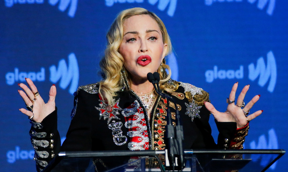 Madonna im Twitter-Shitstorm nach bizarrem Tanz ihres Sohnes für Minneapolis-Opfer