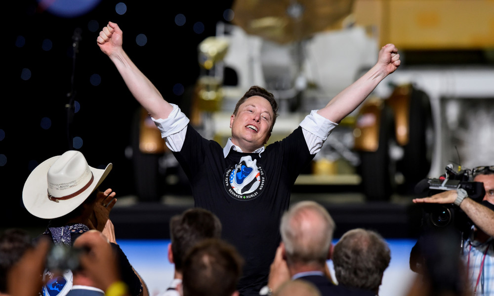 "Das Trampolin funktioniert": Elon Musk spielt auf Insider-Witz von Roskosmos-Chef an