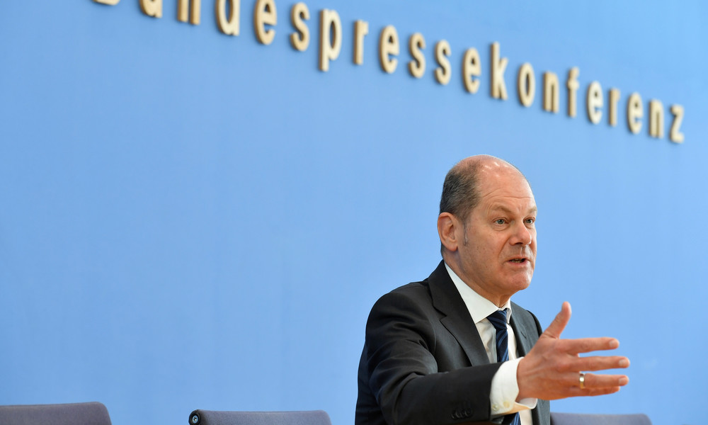 LIVE: Finanzminister Olaf Scholz gibt Pressekonferenz zur Schuldenlage angesichts Corona-Krise