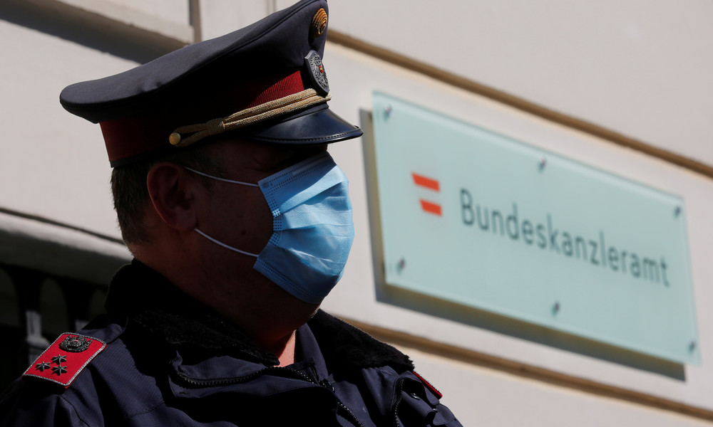 Wiener Polizei lässt sich nicht anfurzen: Student soll 500 Euro Strafe wegen Blähung zahlen