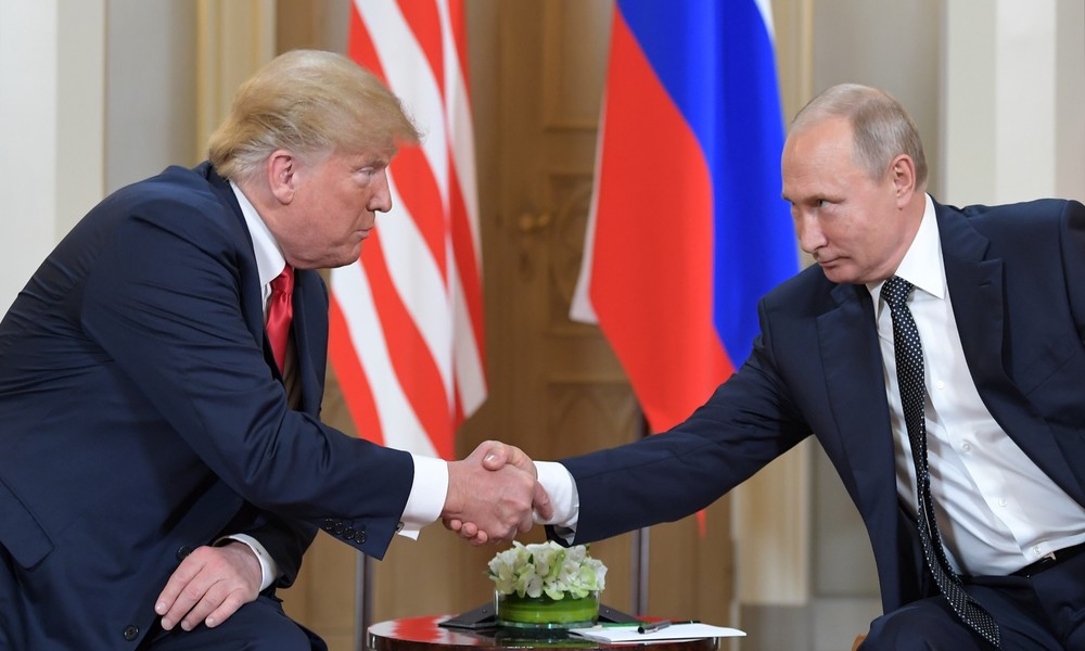 Kremlsprecher Peskow widerspricht Bolton: Putin kann Trump nicht "wie eine Geige" spielen