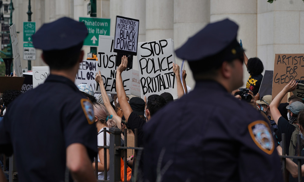 Nach Auflösung von Polizeieinheit: Schießereien in New York auf Höchststand (Video)