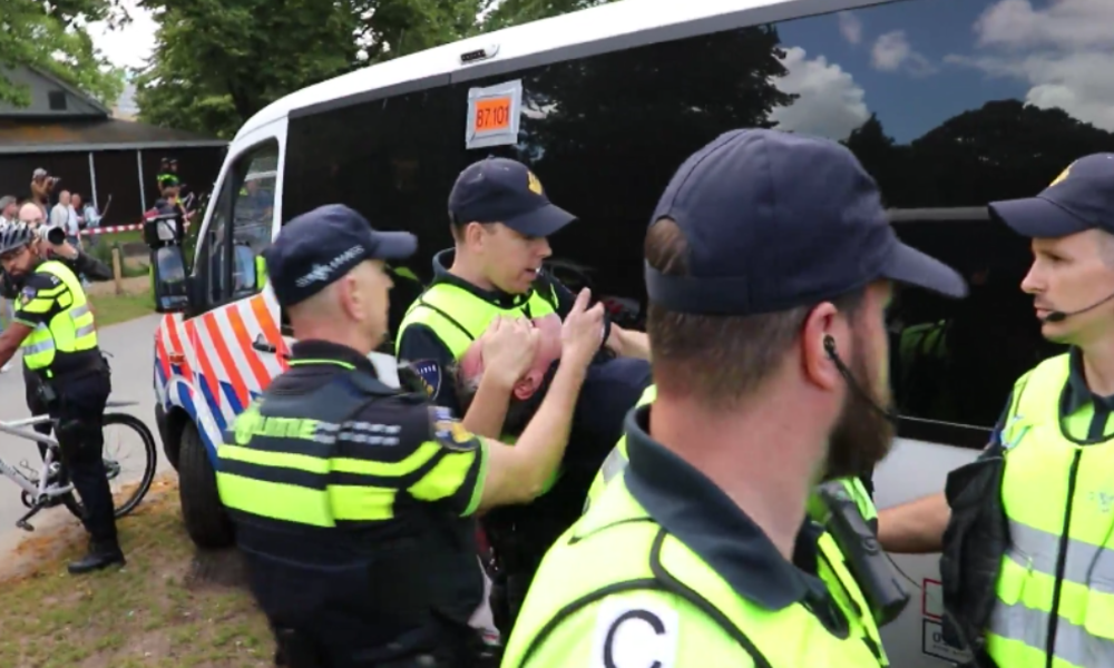 Den Haag: Erneut Dutzende Festnahmen bei Protest gegen Corona-Maßnahmen